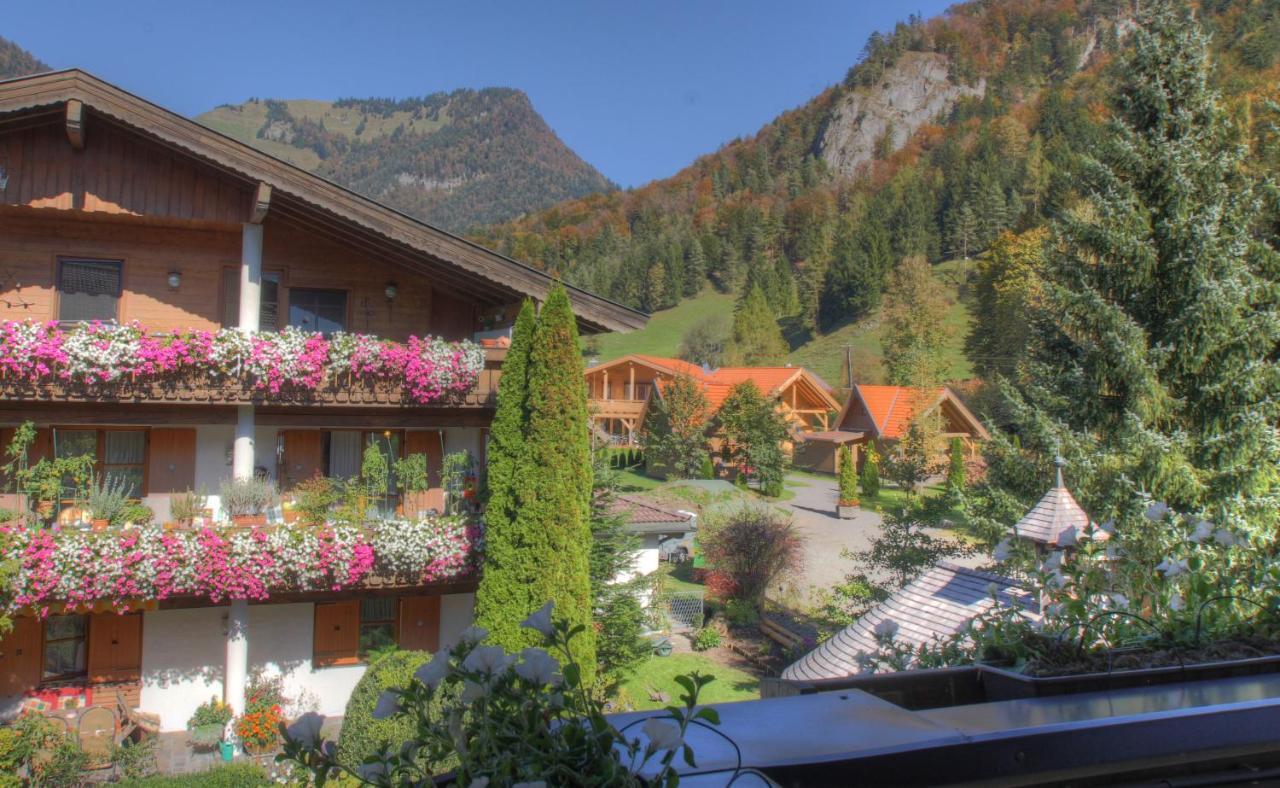 Mountain Inn Chalets & Apartments 왈츠시 외부 사진